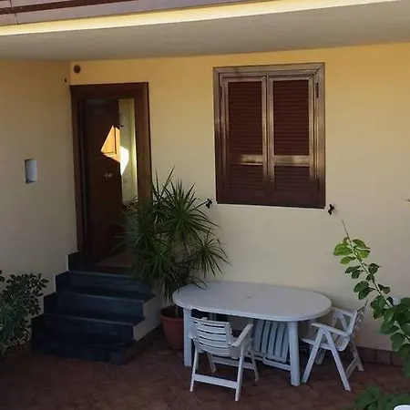 Holiday home Decumani Roof